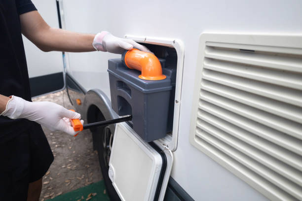 Best Luxury portable toilet rental  in Britt, IA